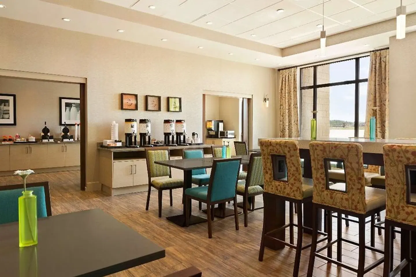 Hampton Inn by Hilton Edmonton/Sherwood Park Restaurant