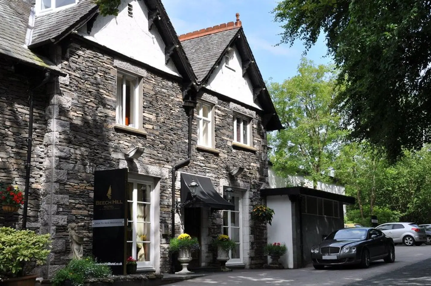 Beech Hill Hotel EXTERIOR