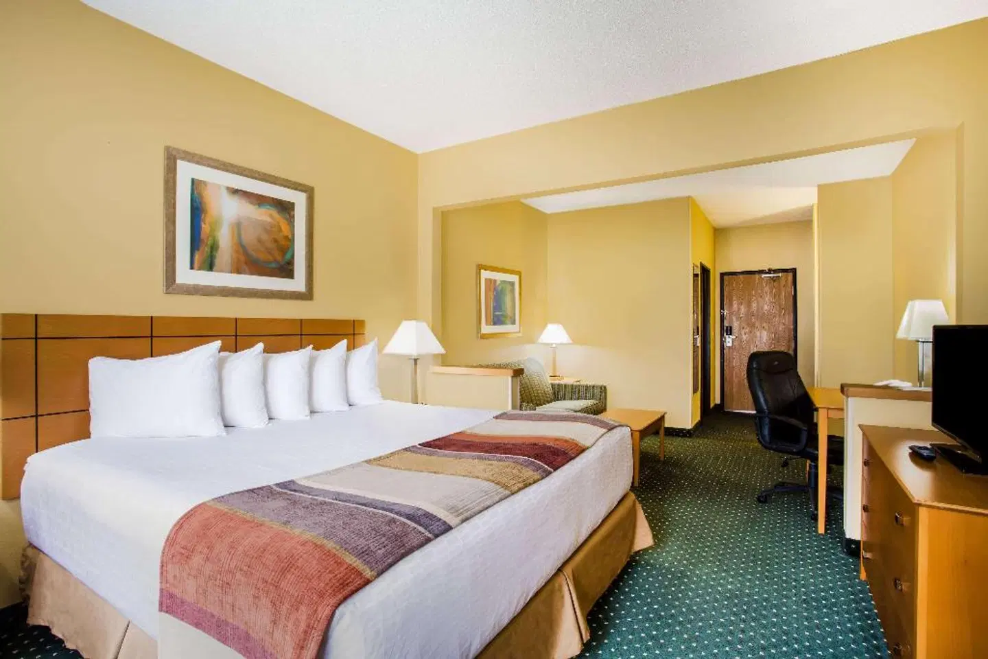 Baymont by Wyndham Helena ROOM_EXAMPLE