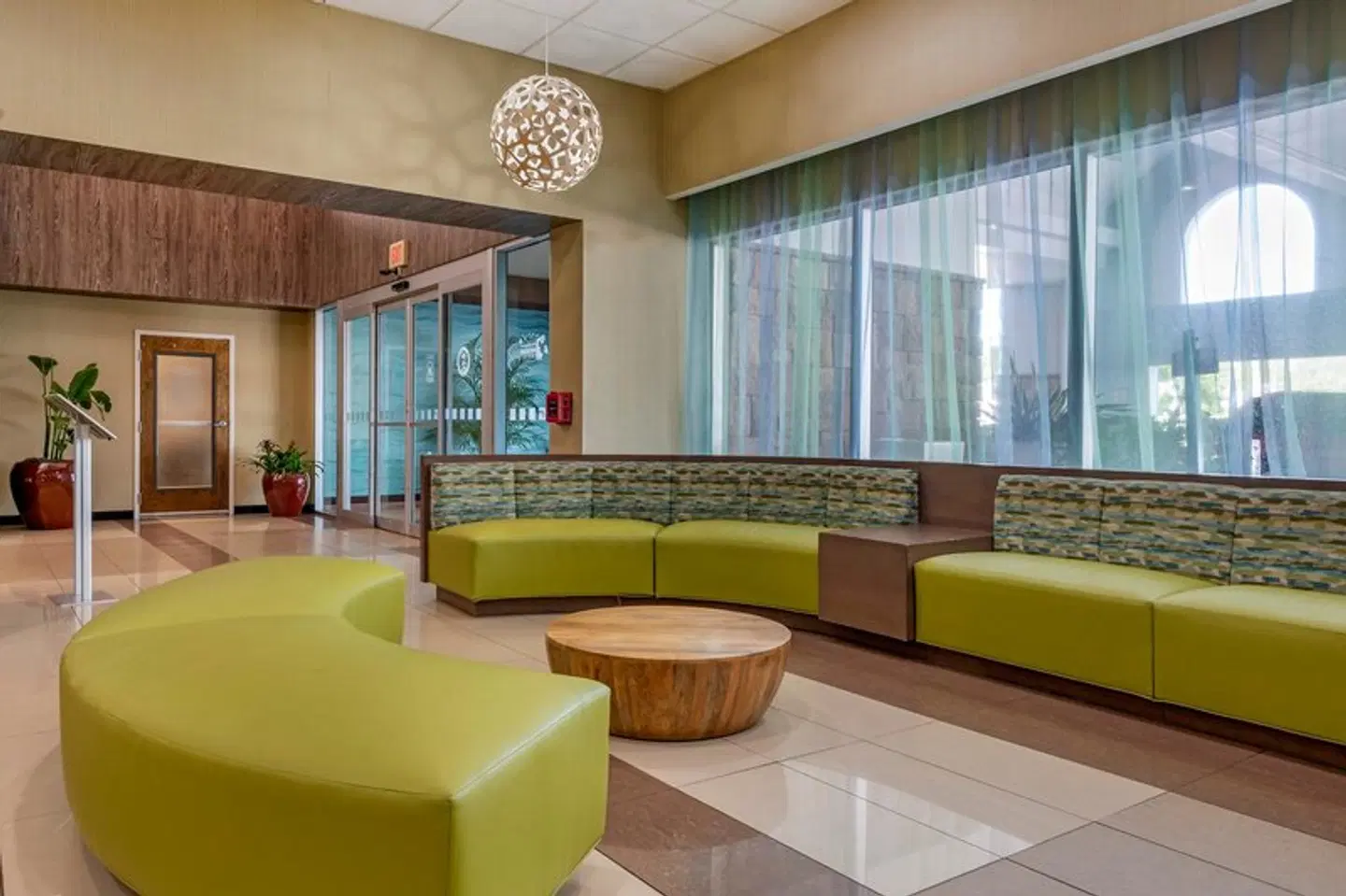 Holiday Inn Resort Orlando Lake Buena Vista by IHG LOUNGE_LOBBY
