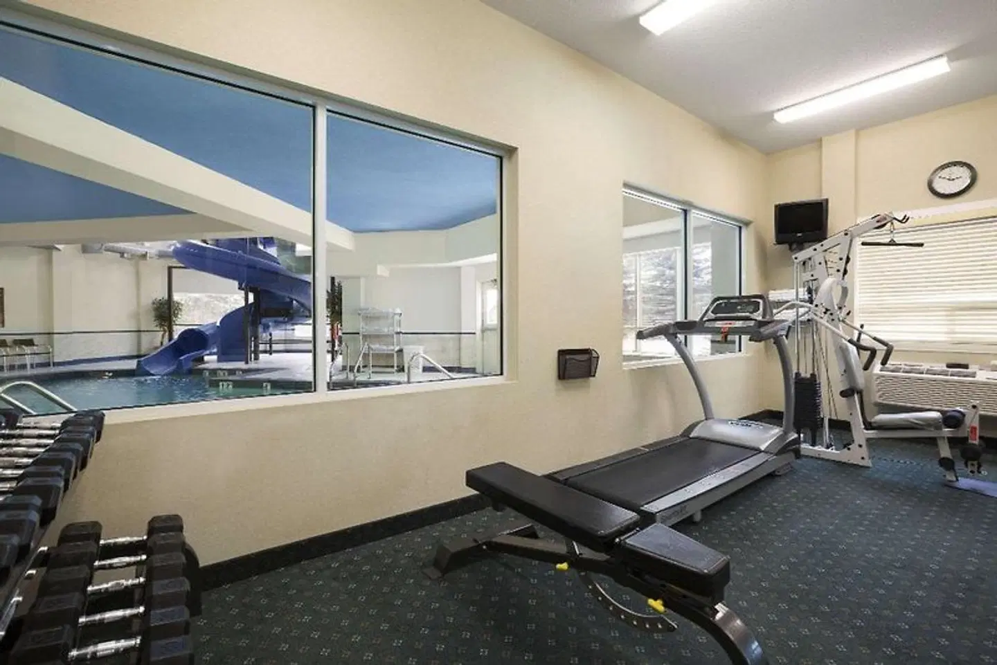 Travelodge by Wyndham Strathmore SPORTS_AND_LEISURE