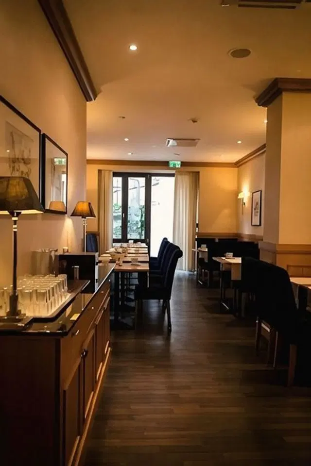 Townhouse Restaurant
