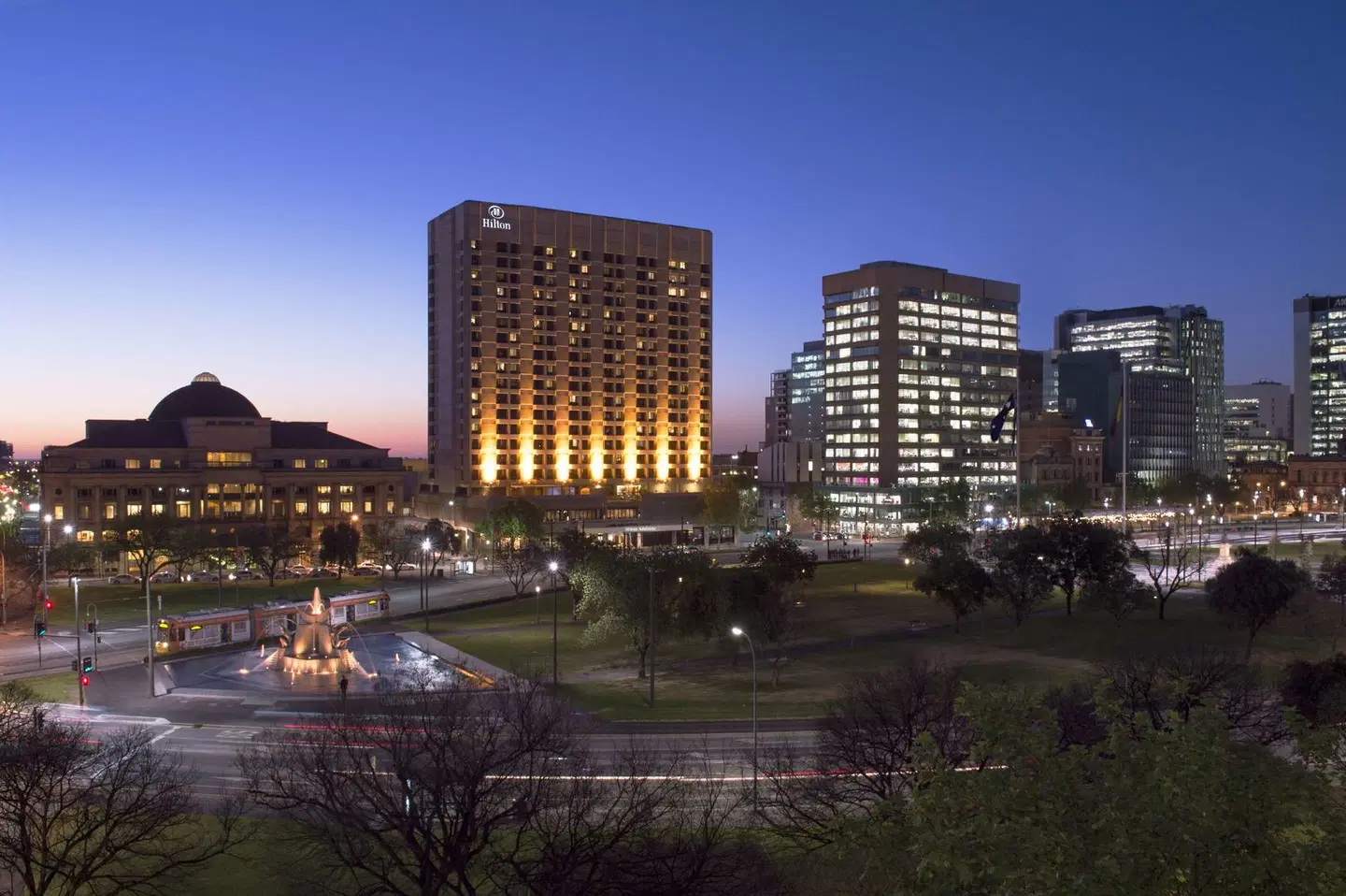 Hilton Adelaide EXTERIOR