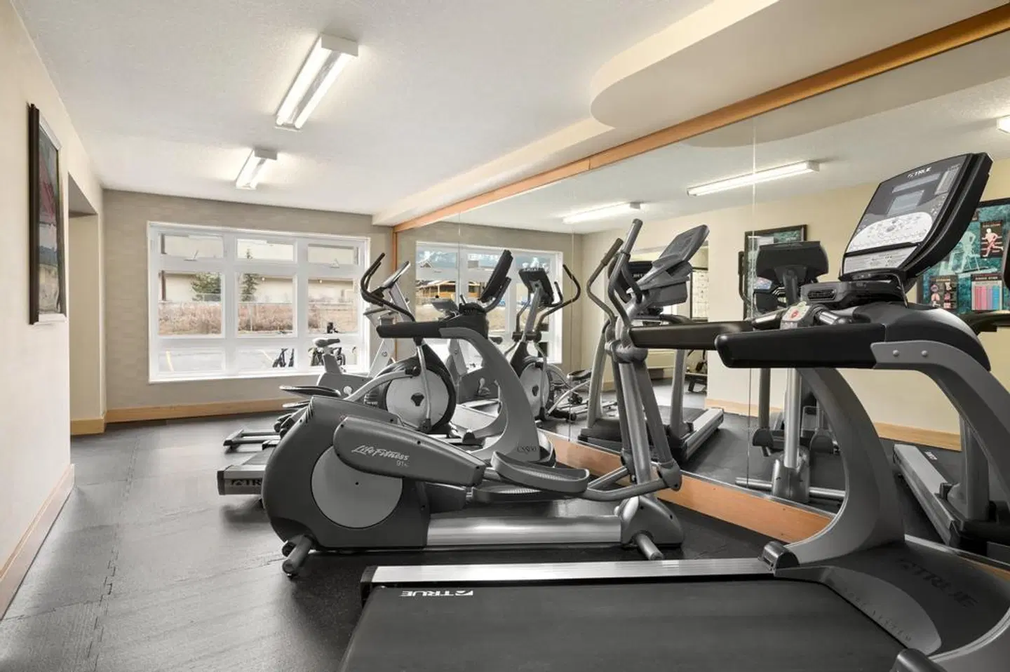 Ramada Inn & Suites Canmore SPORTS_AND_LEISURE
