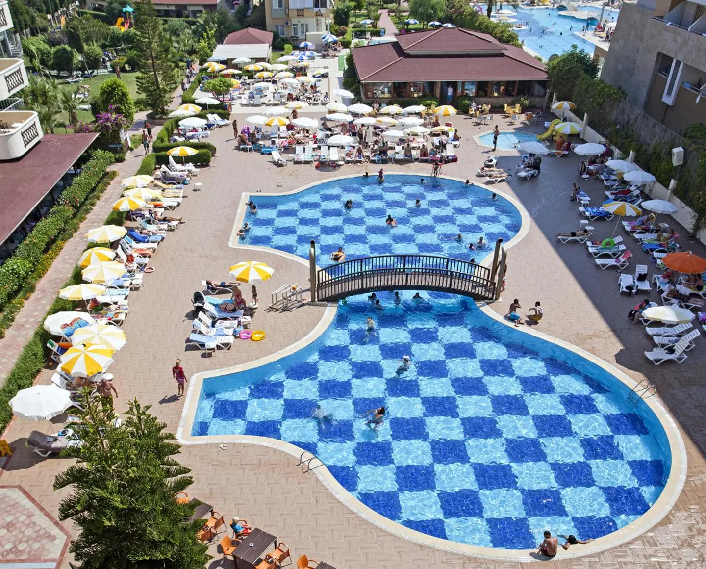 Kaia Coracesium OUTDOOR_POOL