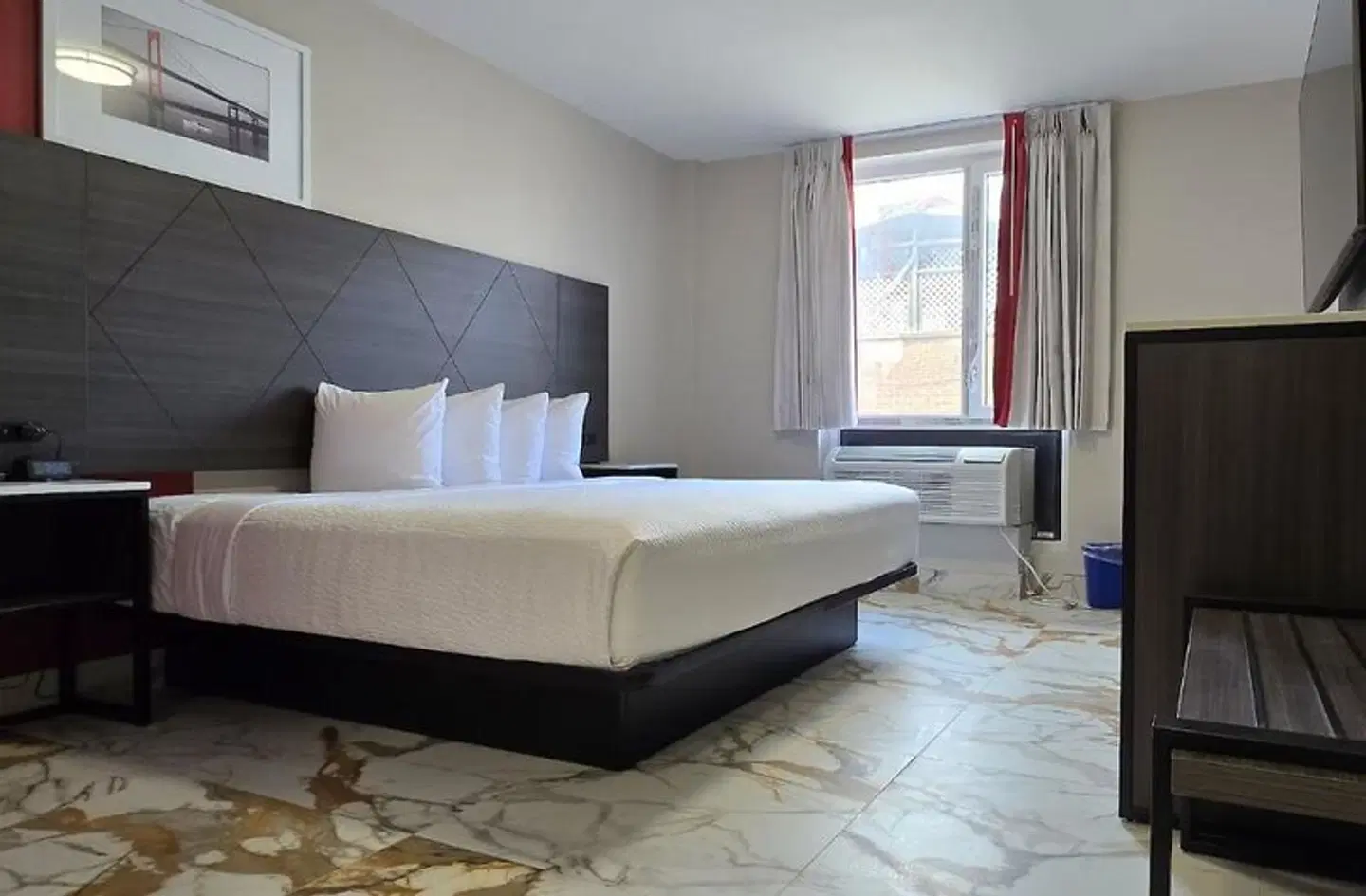 Ramada by Wyndham Brooklyn Empire Blvd ROOM_EXAMPLE