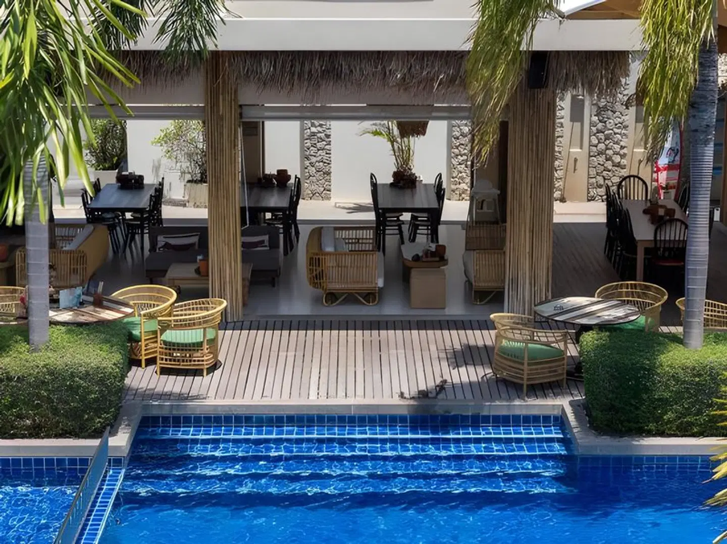Selina Serenity Rawai Resort & Cowork Phuket Hallenbad