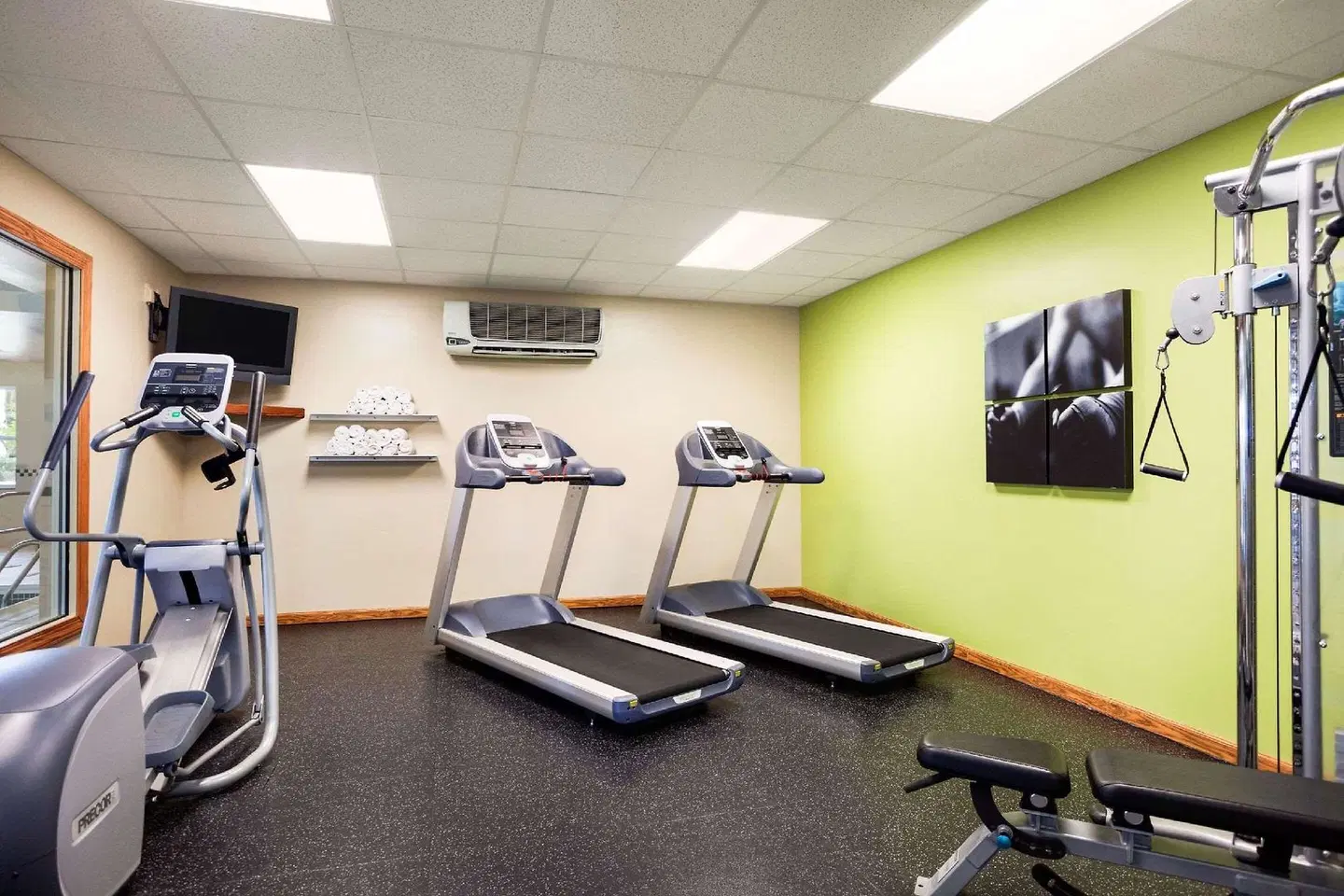 Country Inn & Suites by Radisson, Ithaca, NY SPORTS_AND_LEISURE