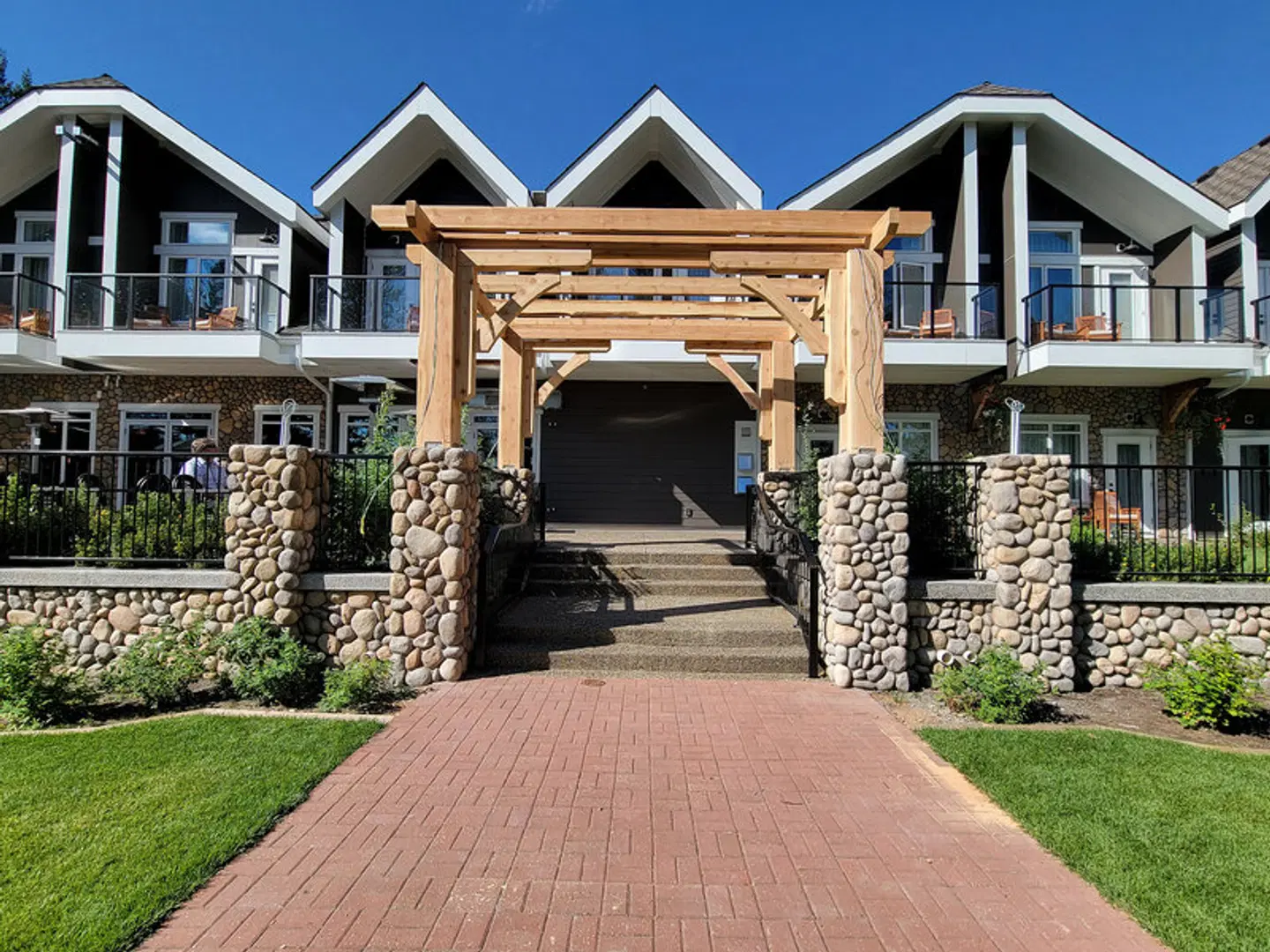 Kilmorey Lodge EXTERIOR