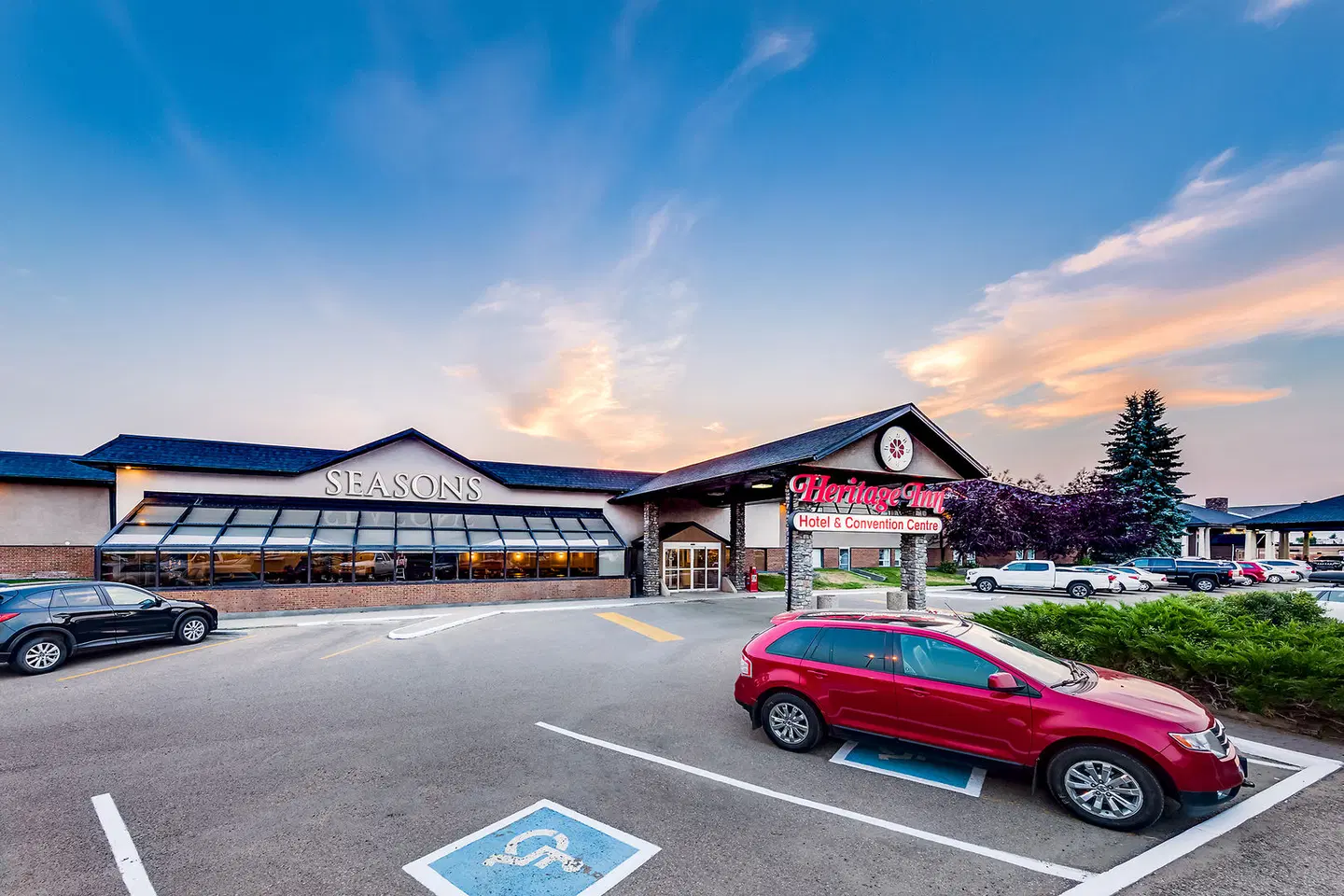 Heritage Inn Hotel & Convention Centre - Brooks SPORTS_AND_LEISURE
