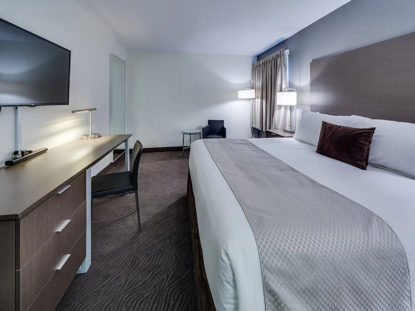 Heritage Inn Hotel & Convention Centre - Brooks ROOM_EXAMPLE
