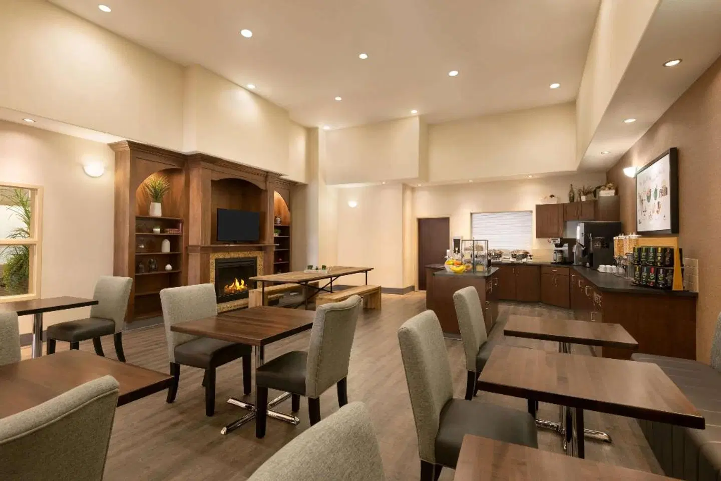 Ramada by Wyndham Drayton Valley Restaurant