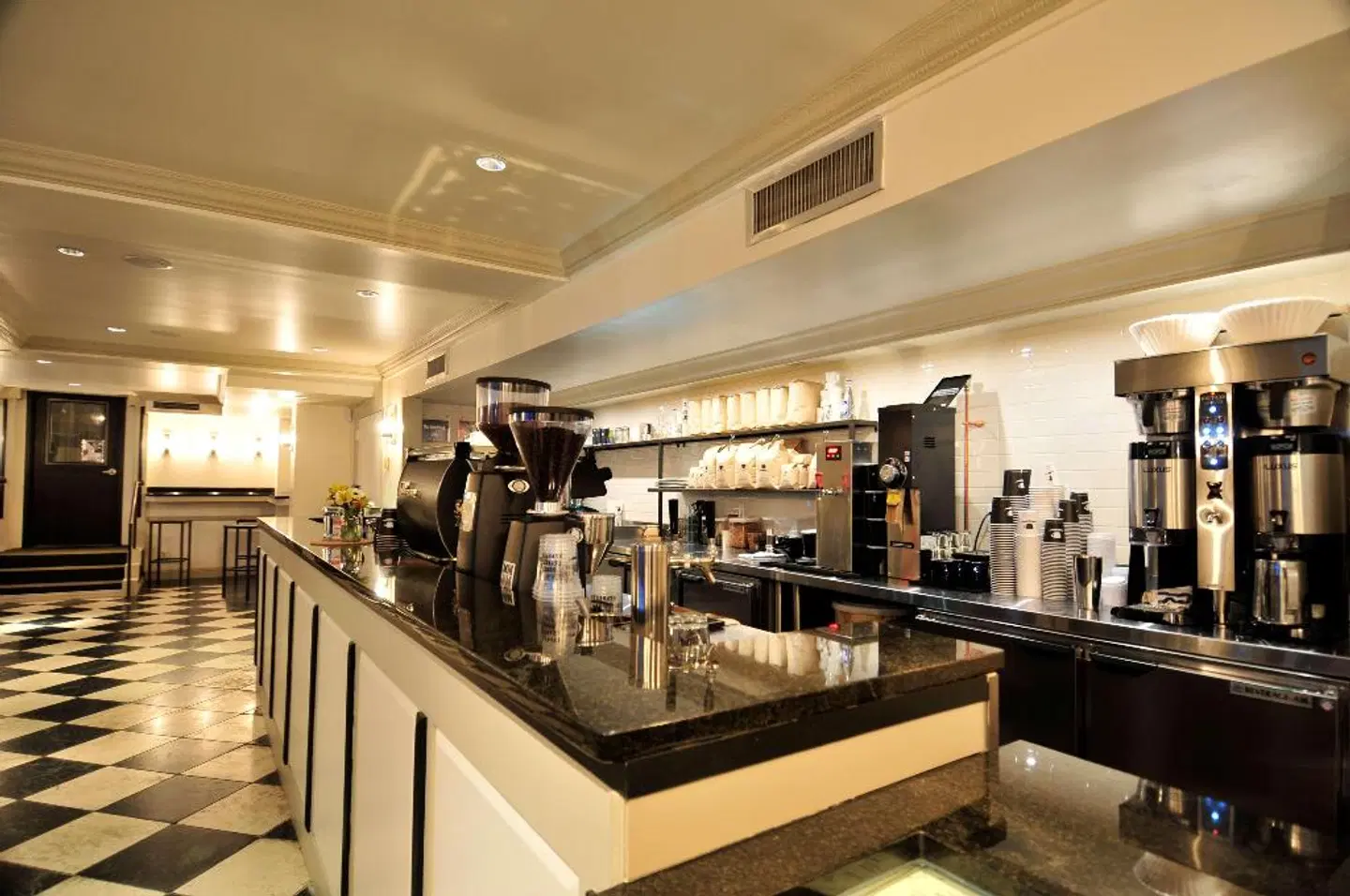 Lombardy Hotel Bar
