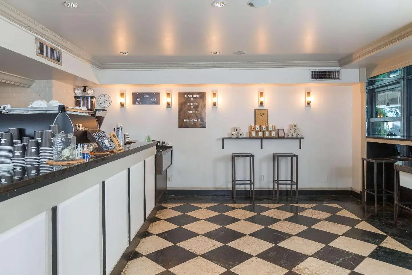 Lombardy Hotel Bar