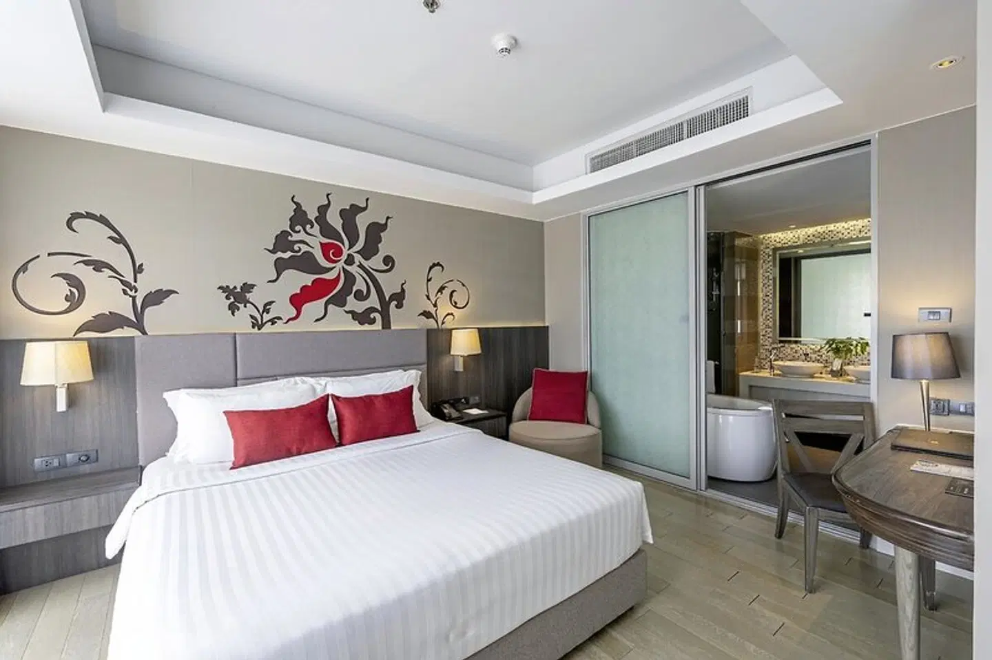 Grand Mercure Phuket Patong ROOM_EXAMPLE