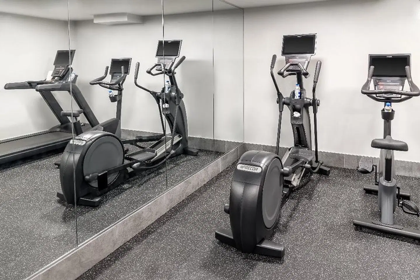 voco Astoria by IHG SPORTS_AND_LEISURE