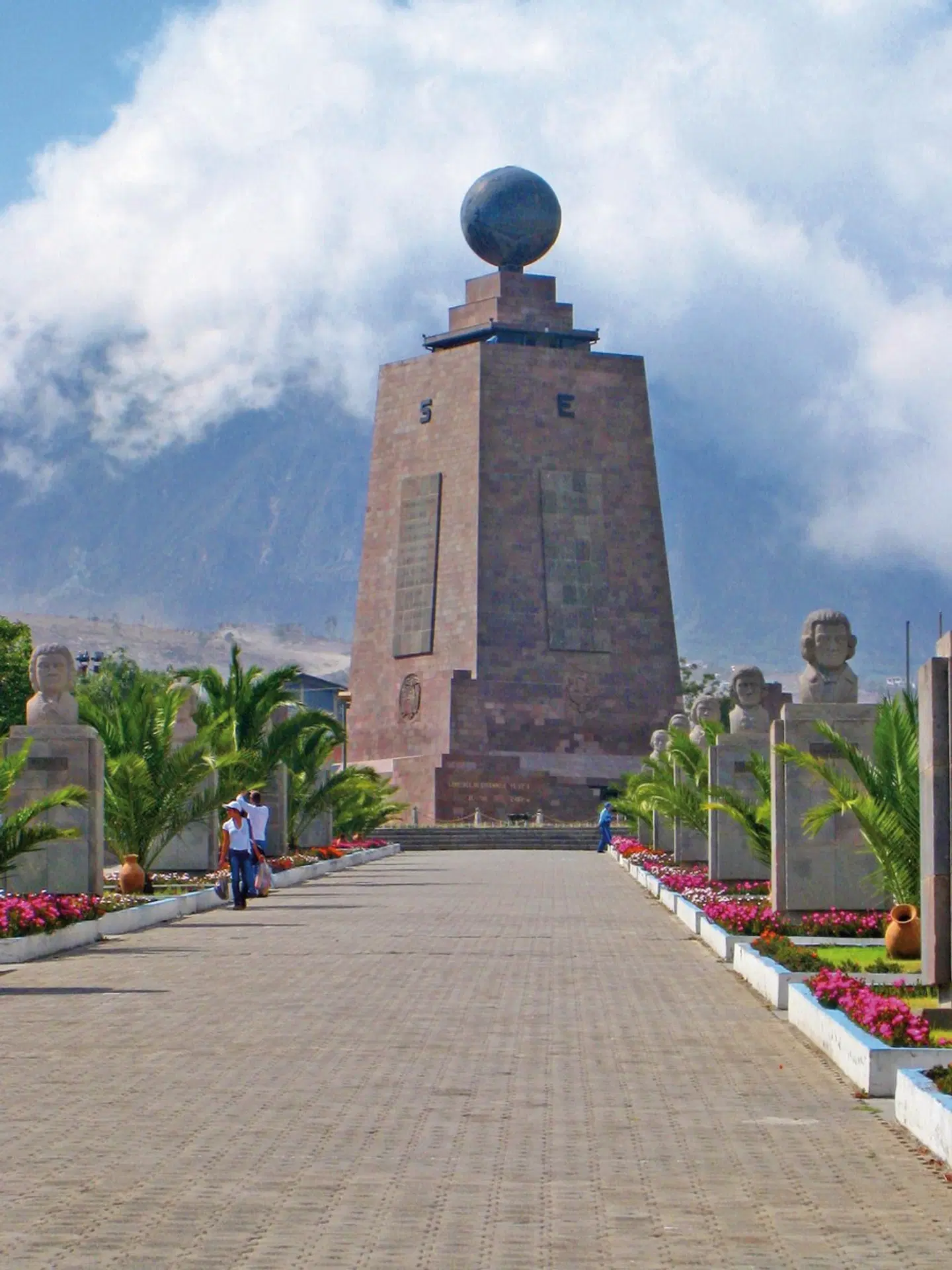 Farbenfrohes Ecuador Intensiv EXTERIOR