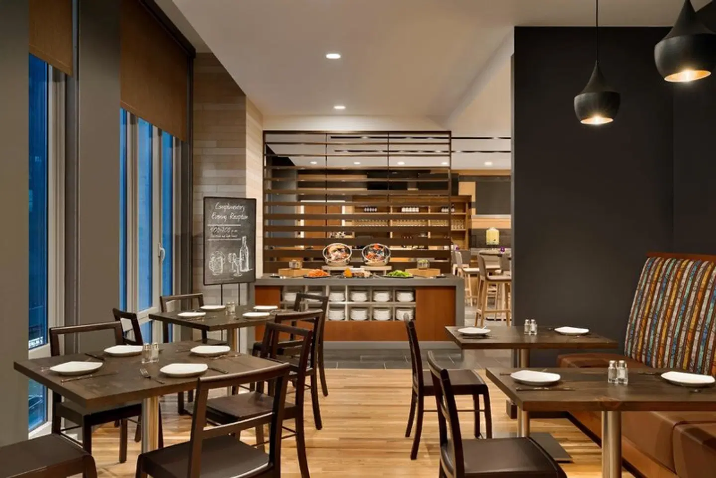Embassy Suites by Hilton New York - Midtown Manhattan Restaurant