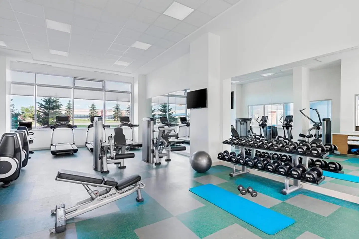 Element by Westin Calgary Airport SPORTS_AND_LEISURE