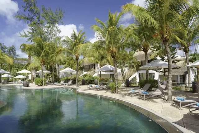 Coin de Mire Attitude OUTDOOR_POOL