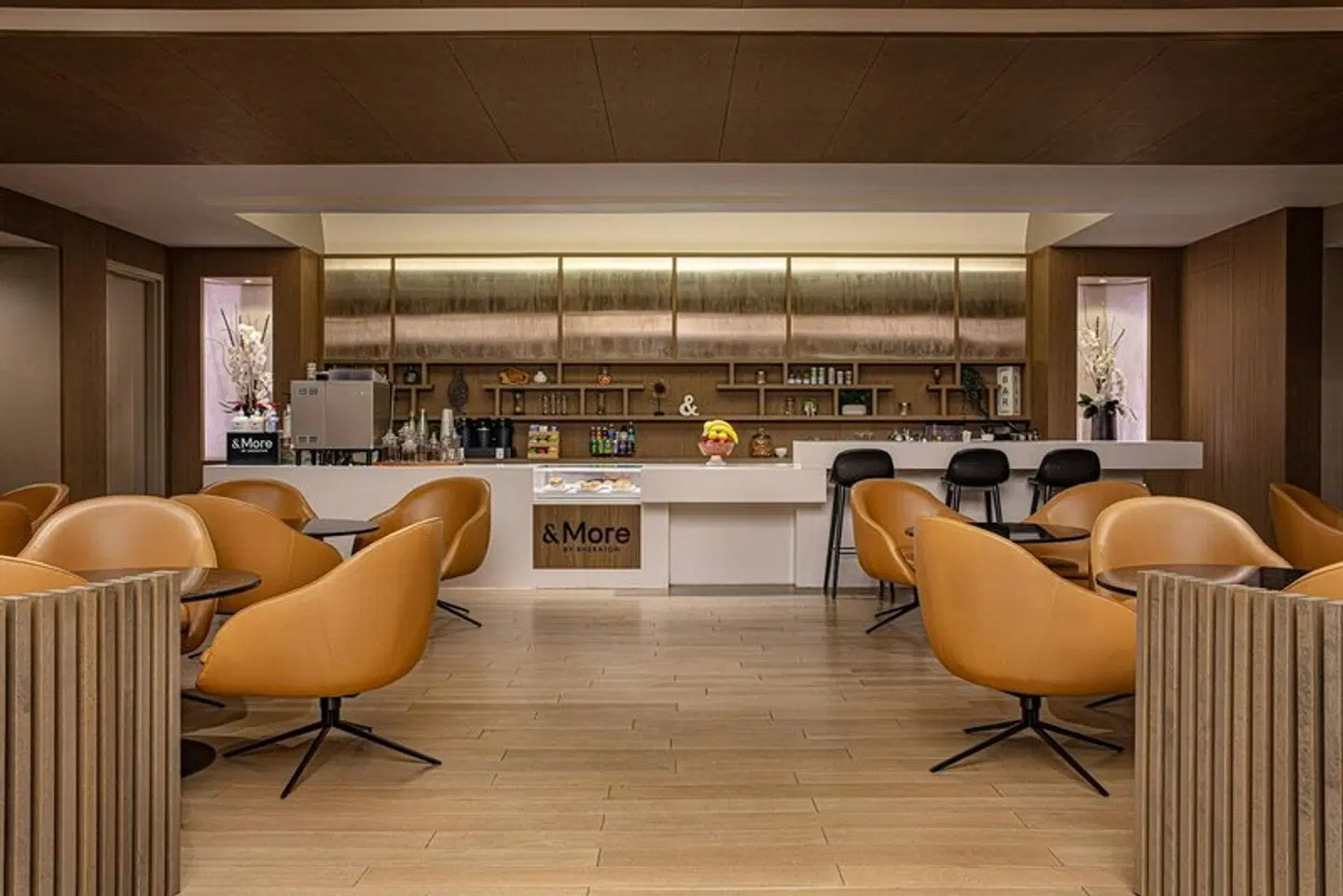 Sheraton LaGuardia East Hotel Bar