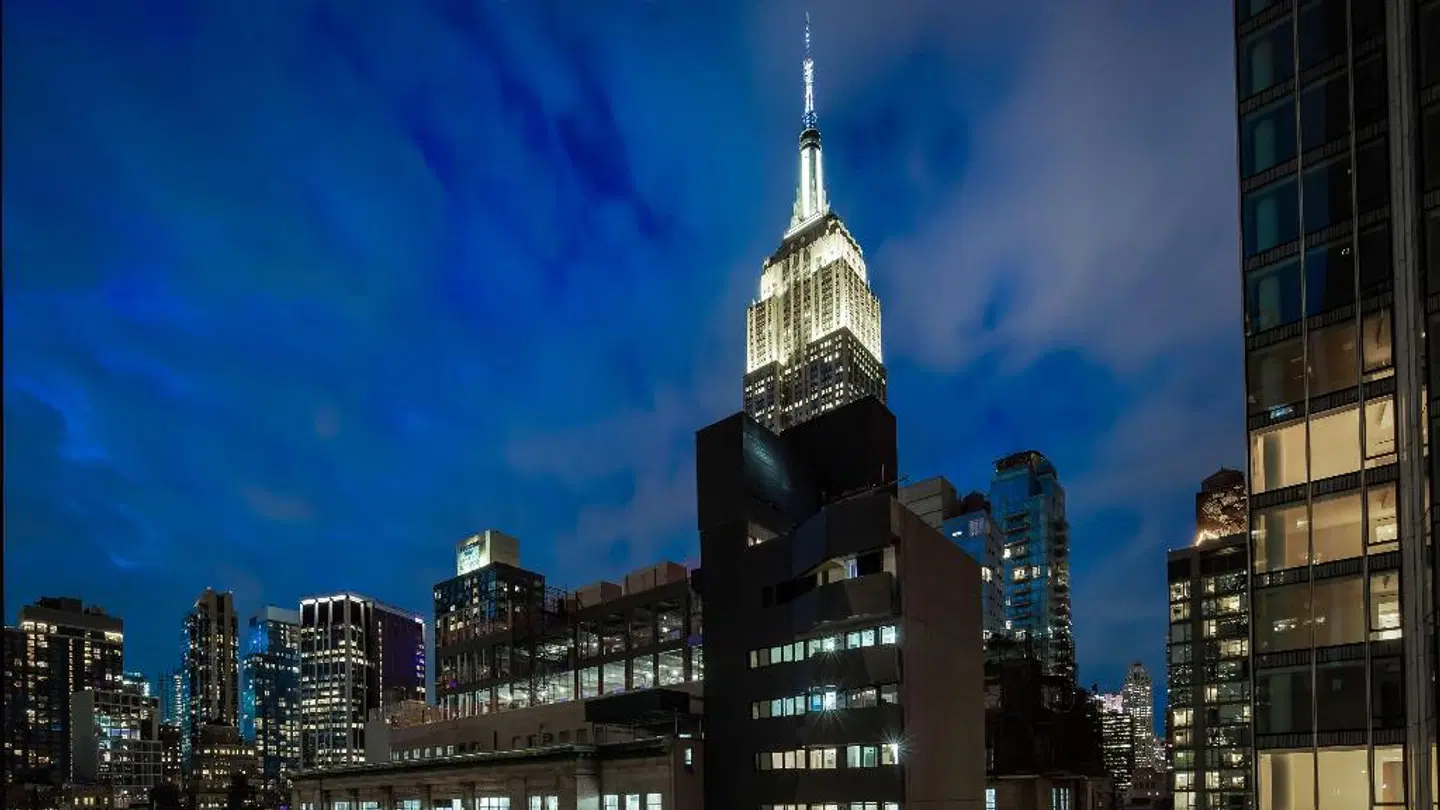 Best Western Premier Empire State Hotel EXTERIOR