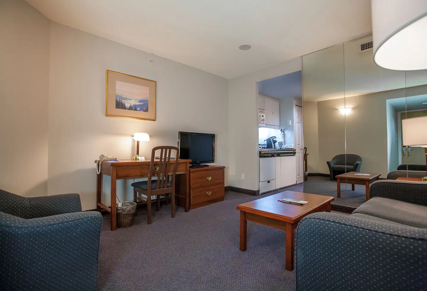 Rosedale on Robson Suite Hotel ROOM_EXAMPLE