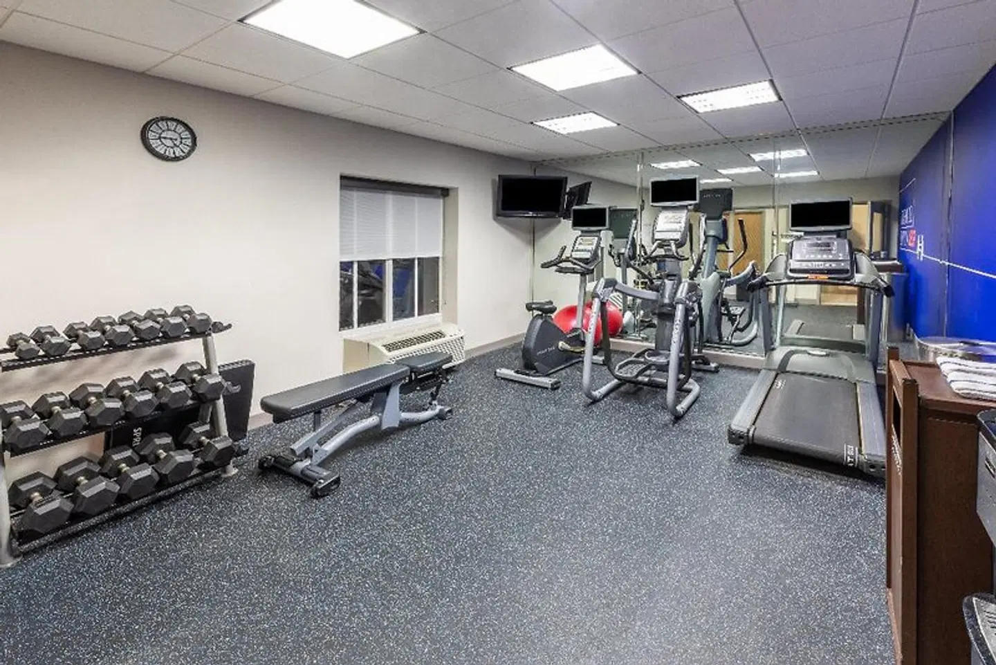 Holiday Inn Express & Suites Vicksburg by IHG SPORTS_AND_LEISURE