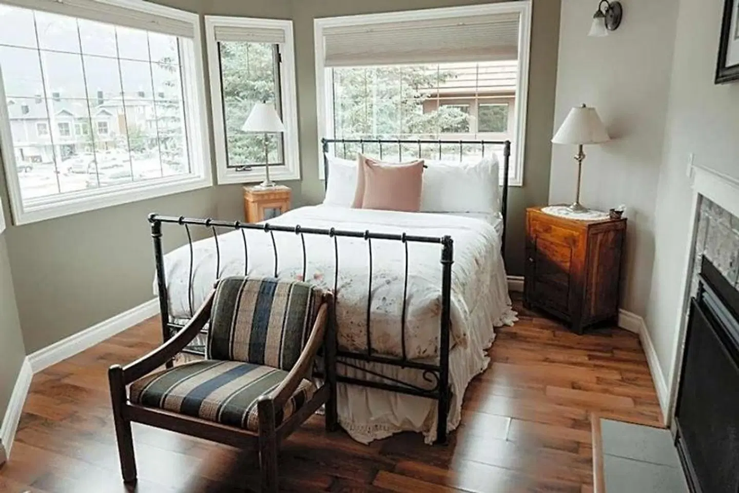 Lady MacDonald Country Inn ROOM_EXAMPLE
