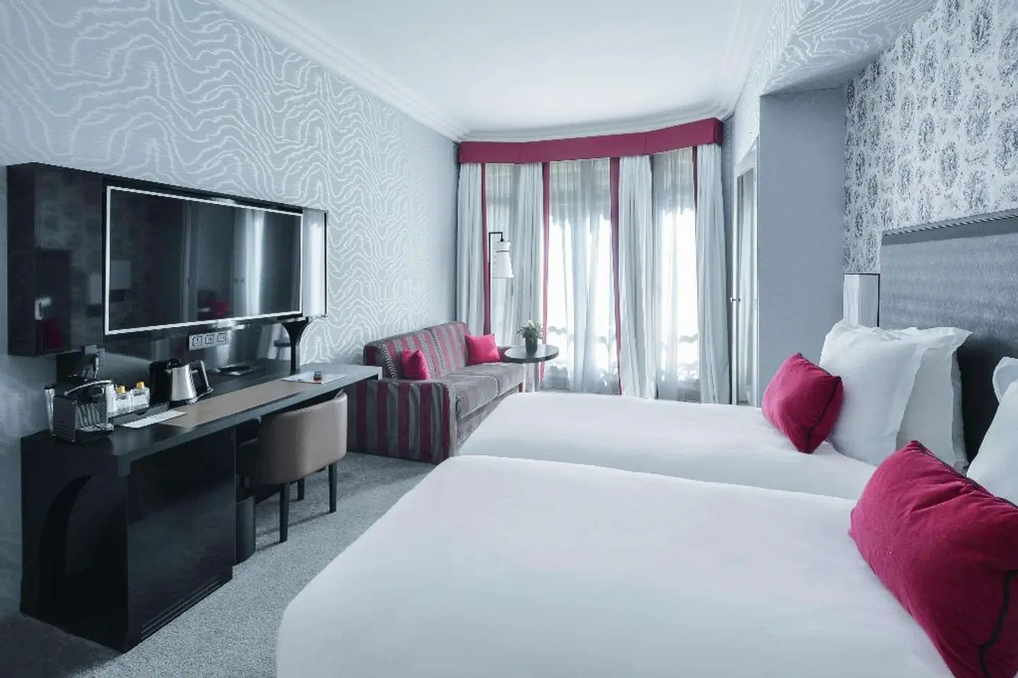 Maison Astor Paris, Curio Collection by Hilton ROOM_EXAMPLE