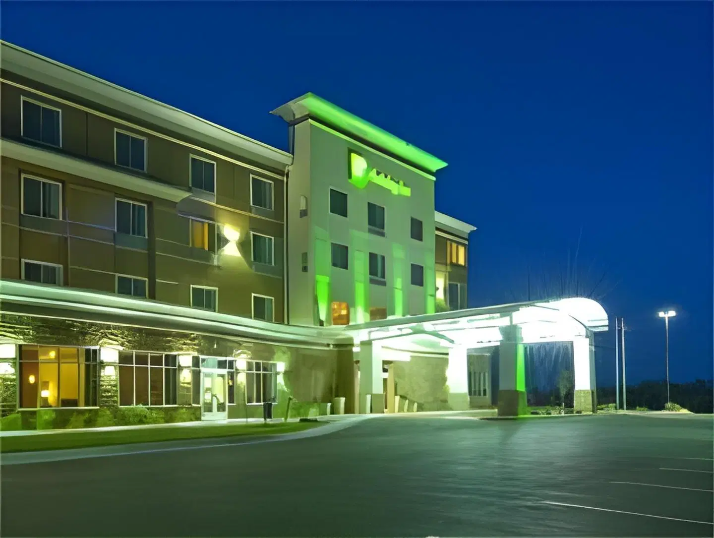 Holiday Inn Richmond by IHG EXTERIOR