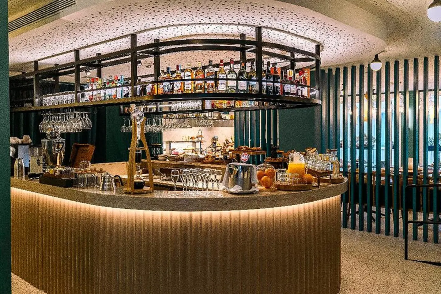 Hotel Vincci Bonjardim Bar