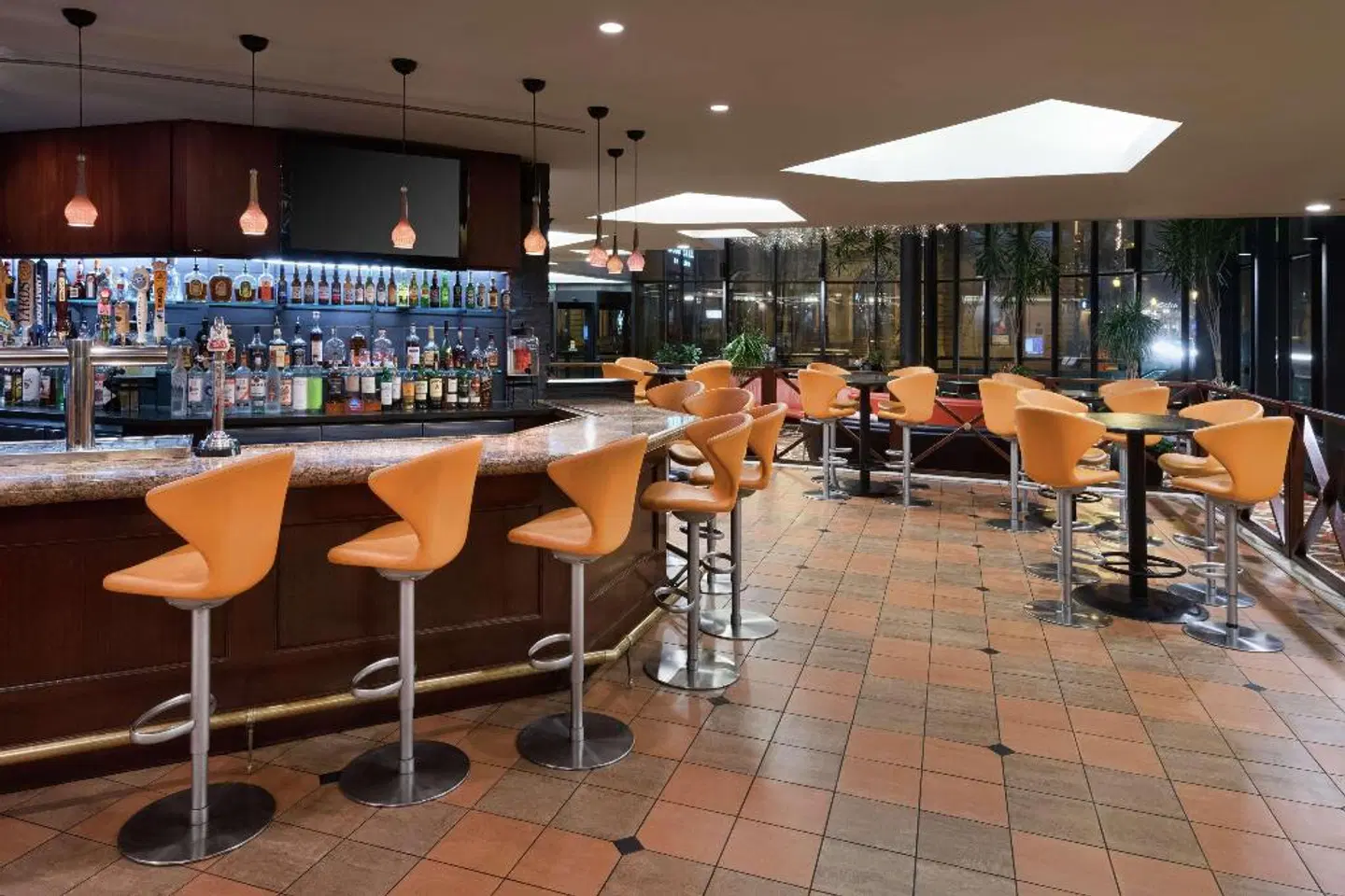 DoubleTree by Hilton Philadelphia City Center Bar