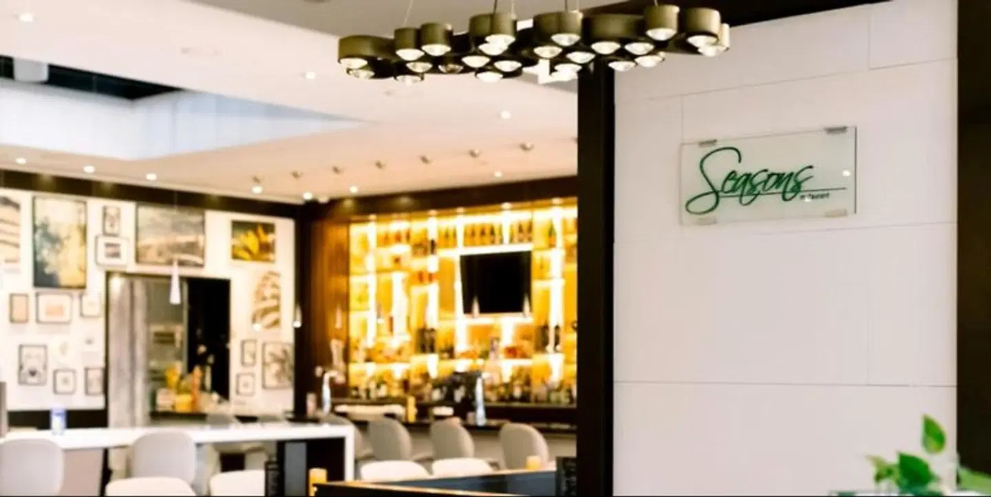 Pan Pacific Toronto LOUNGE_LOBBY