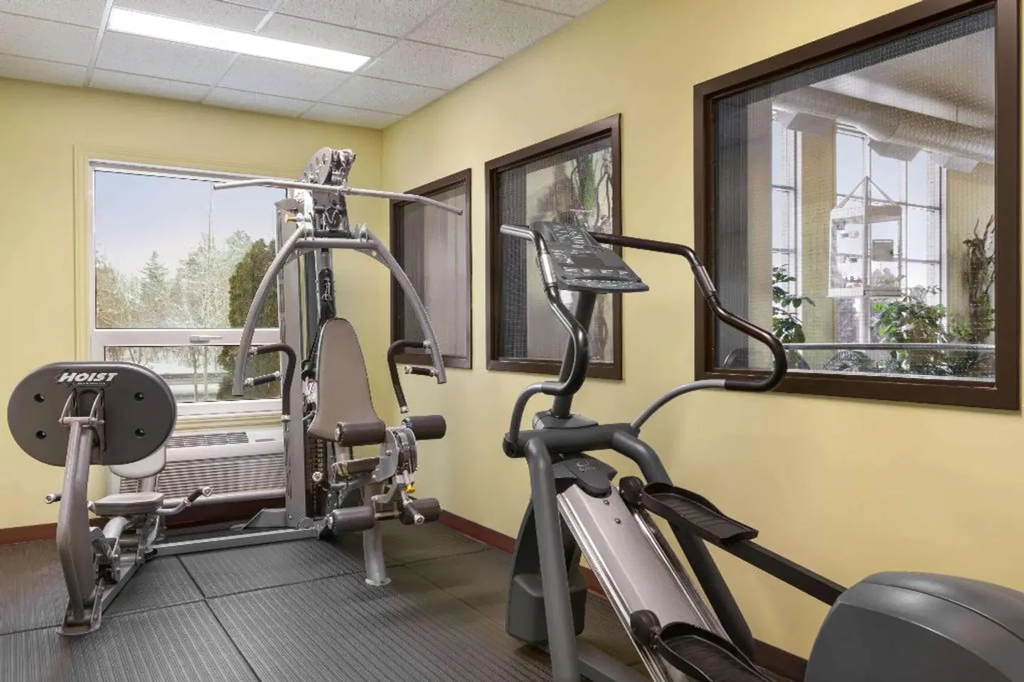 Days Inn by Wyndham Levis SPORTS_AND_LEISURE
