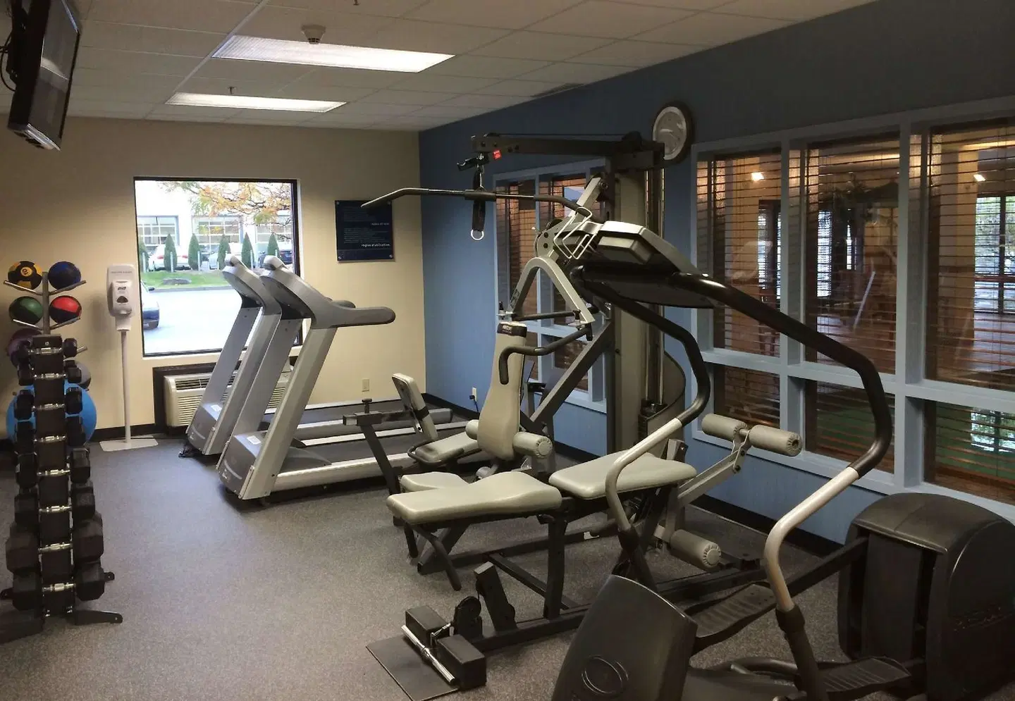Hampton Inn & Suites by Hilton Montreal-Dorval SPORTS_AND_LEISURE