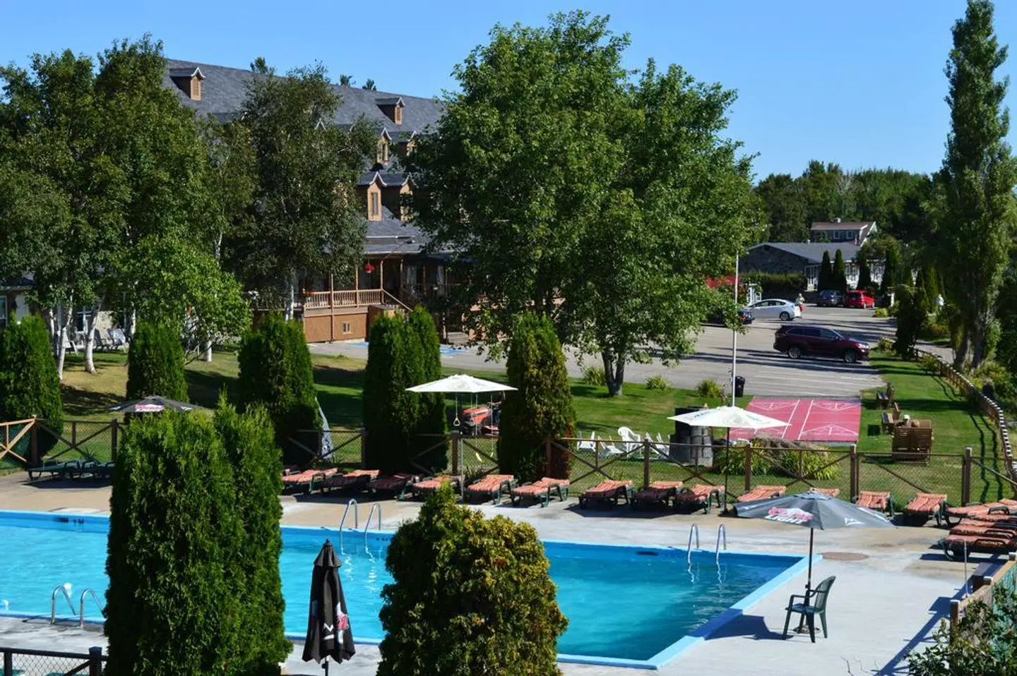 Cap-aux-Pierres OUTDOOR_POOL
