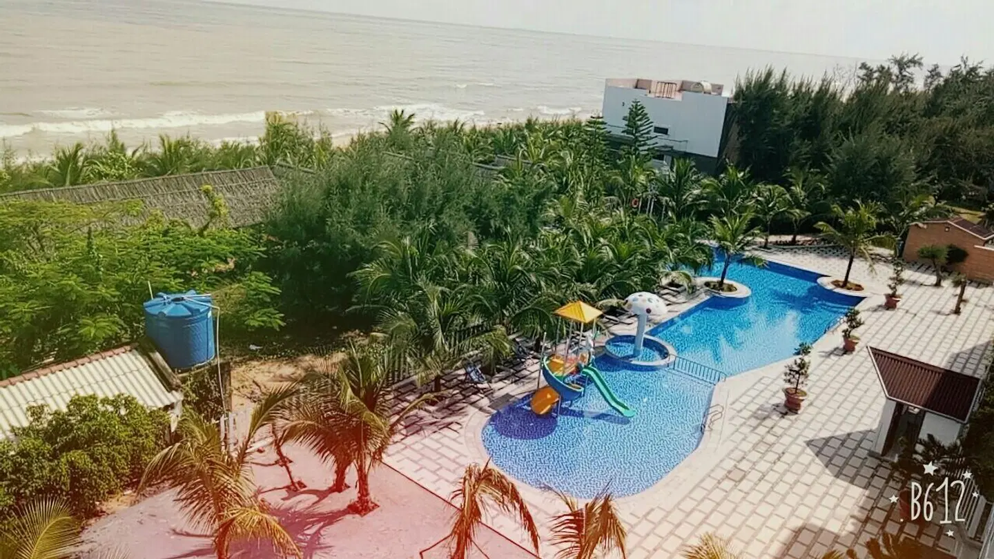 Oceanward Resort OUTDOOR_POOL