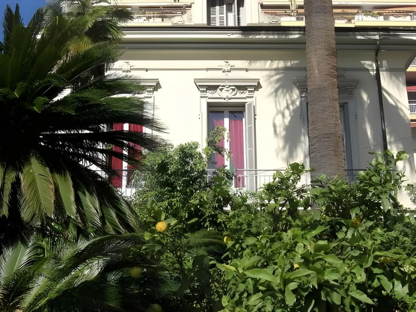 Liberty EXTERIOR