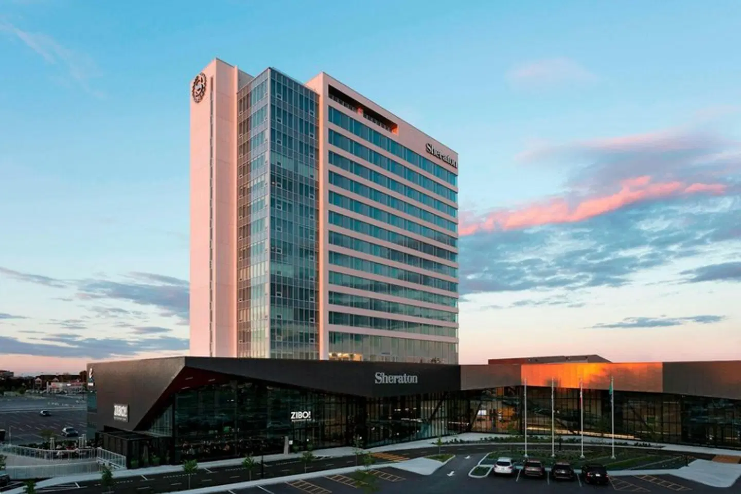 Sheraton Saint-Hyacinthe Hotel EXTERIOR