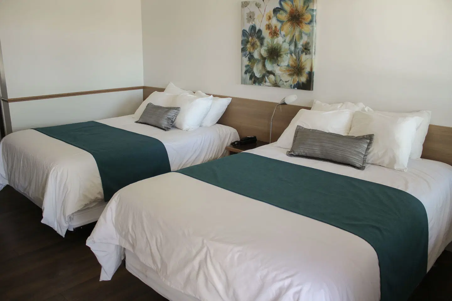 Auberge le Parasol ROOM_EXAMPLE