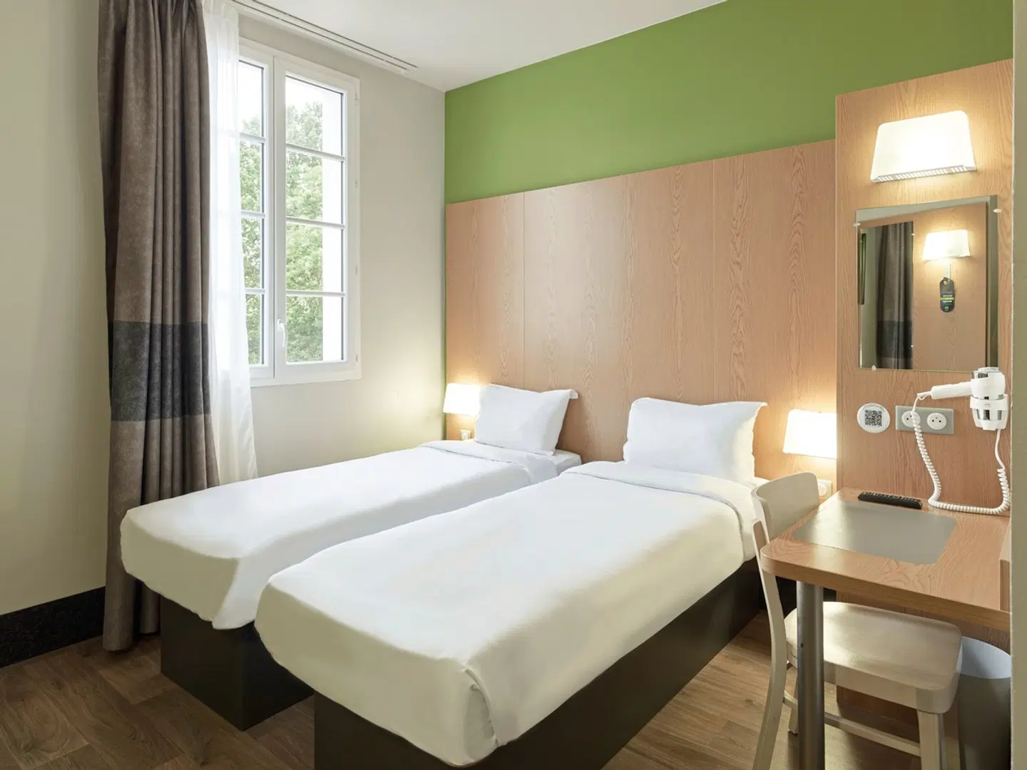 B&B HOTEL près de Disneyland® Paris ROOM_EXAMPLE