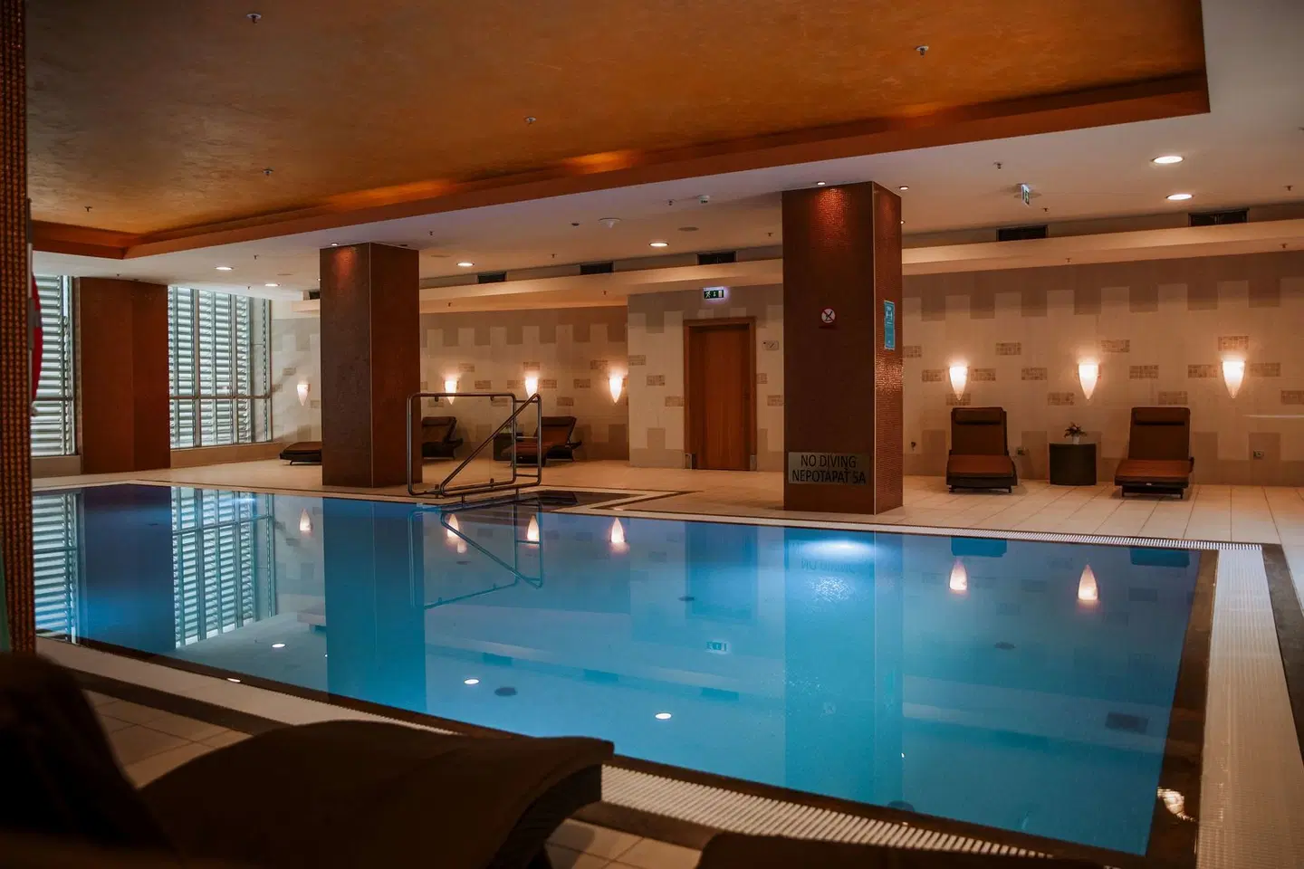 DoubleTree by Hilton Hotel Bratislava Hallenbad