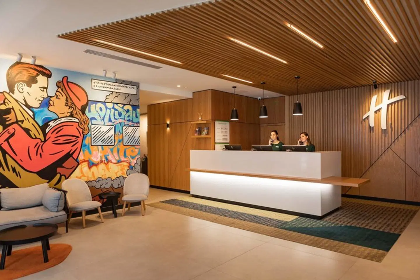 Holiday Inn London - Whitechapel by IHG LOUNGE_LOBBY
