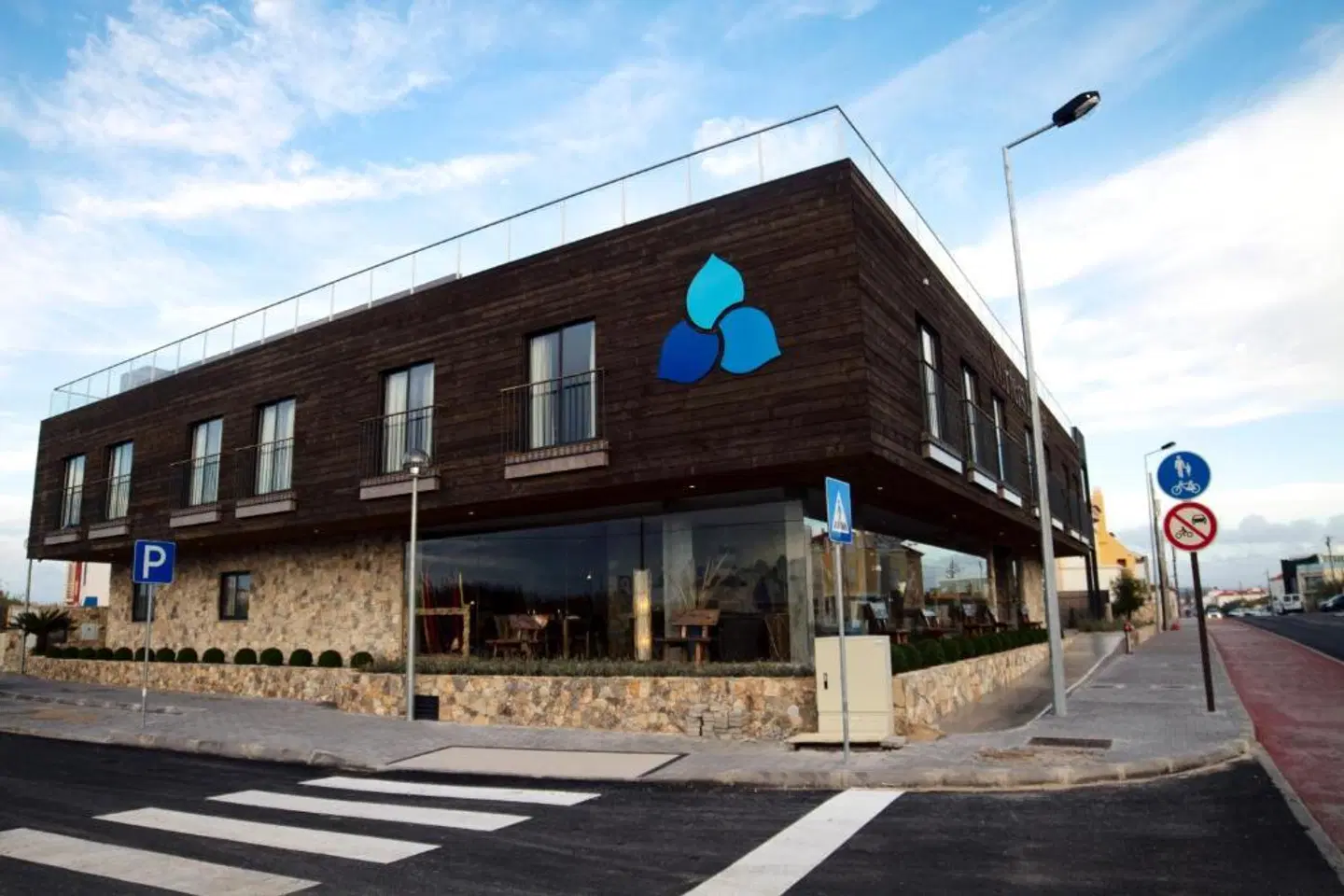 Surfers Lodge Peniche EXTERIOR