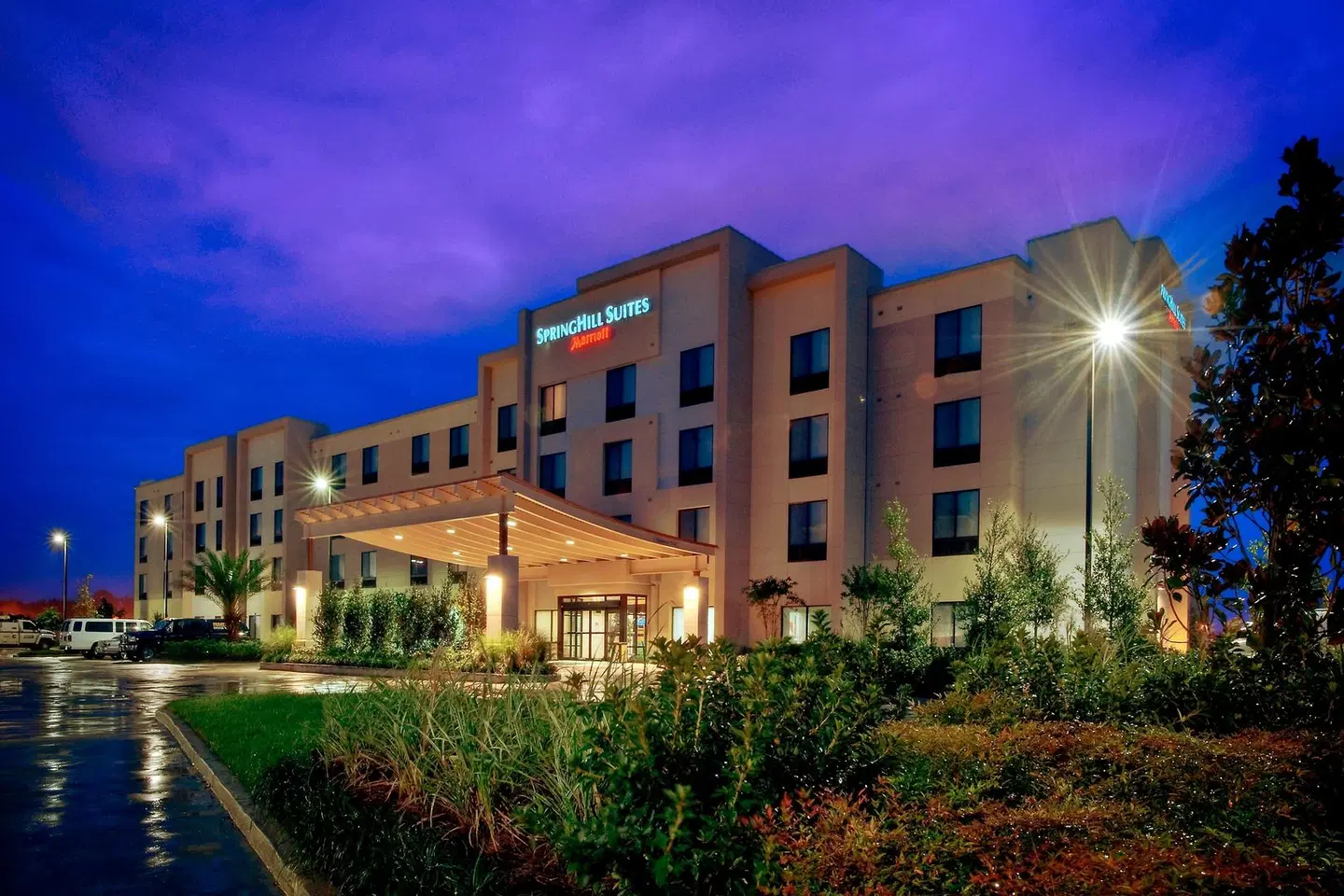 SpringHill Suites by Marriott Baton Rouge North/Airport EXTERIOR