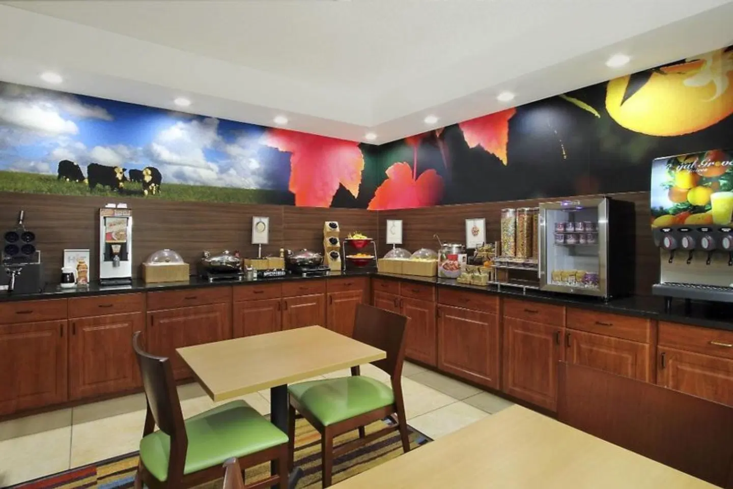 Fairfield by Marriott Inn & Suites Colorado Springs South Bar