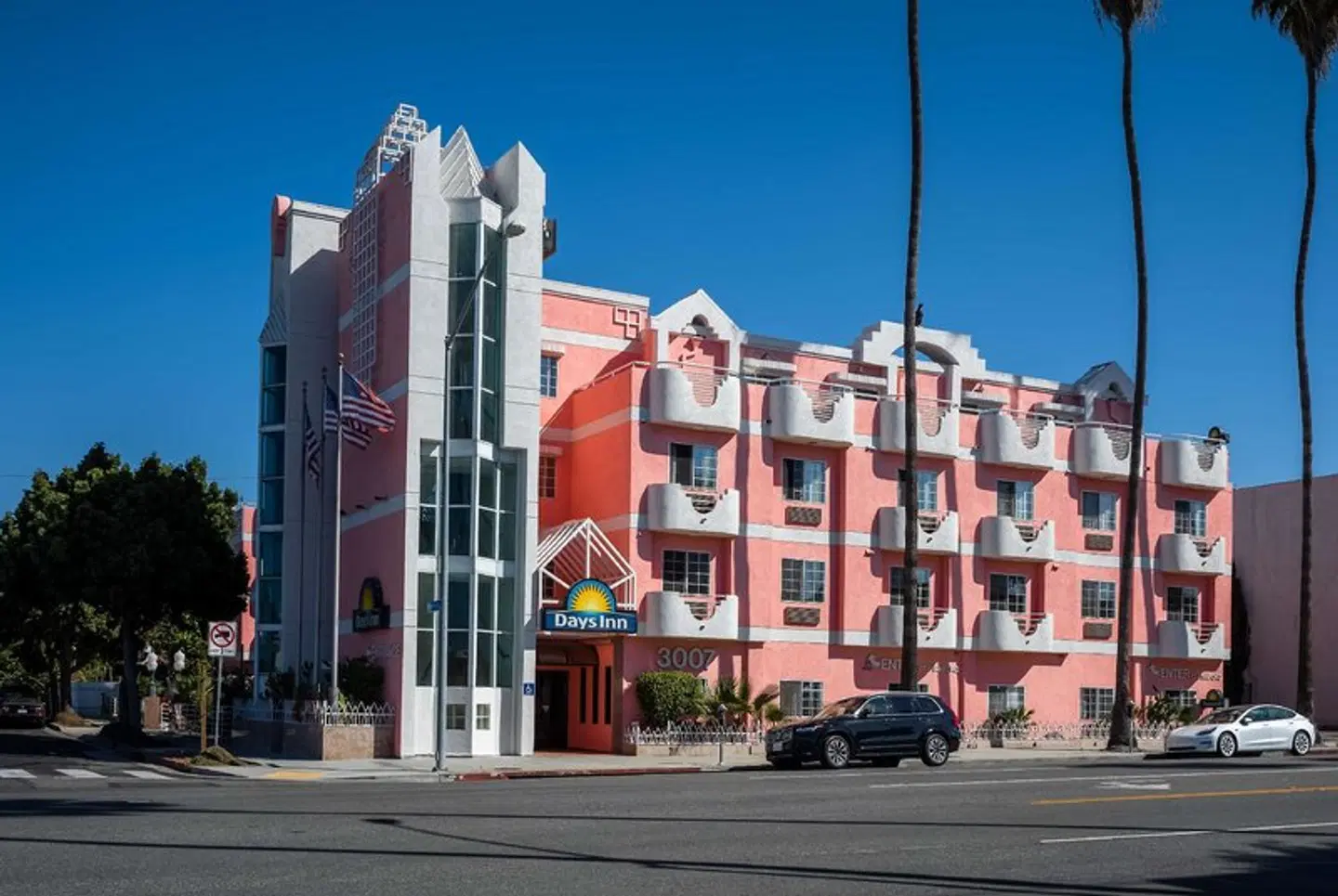 Days Inn by Wyndham Santa Monica/Los Angeles EXTERIOR