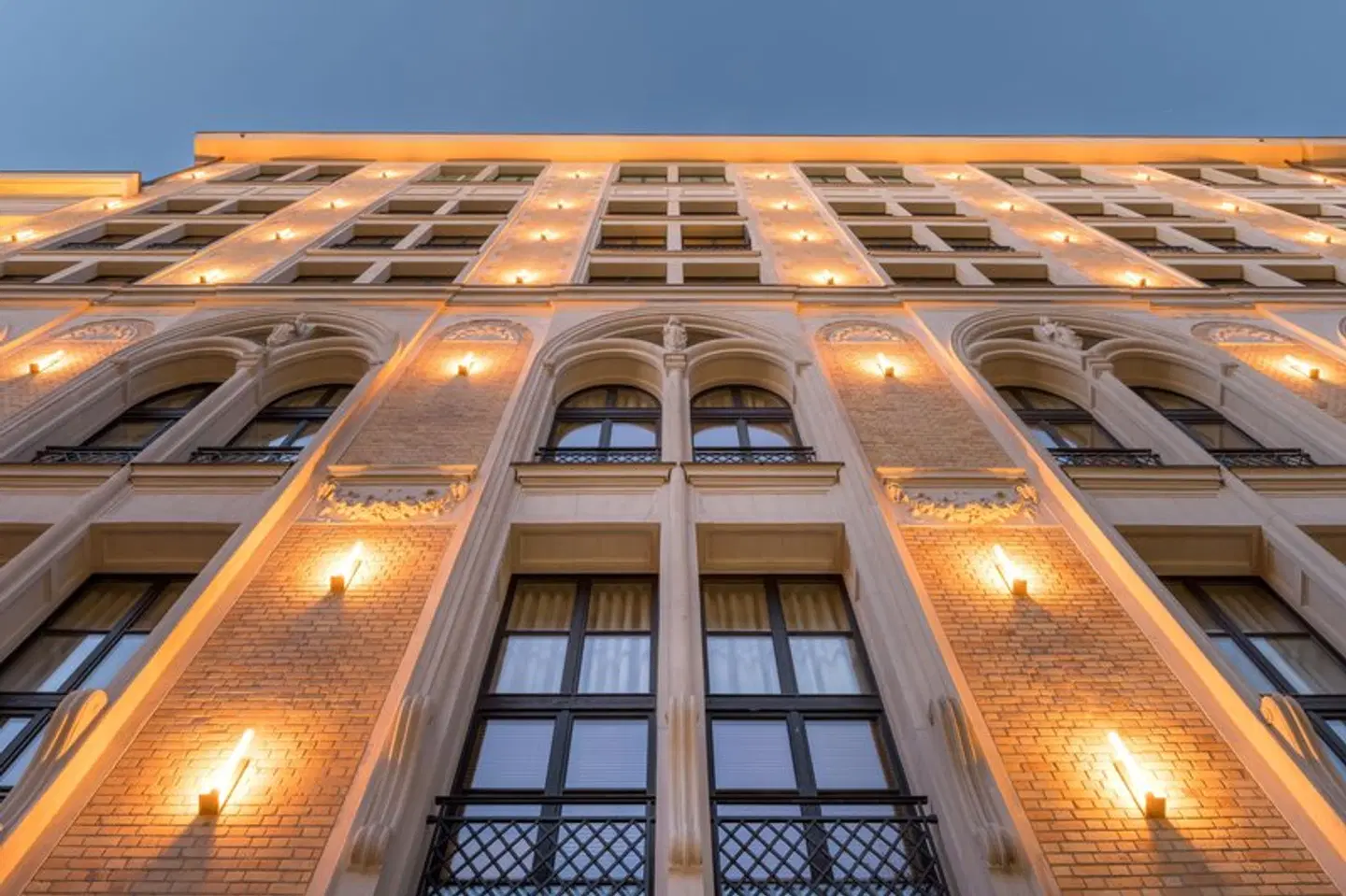 SAX Paris, LXR Hotels & Resorts EXTERIOR