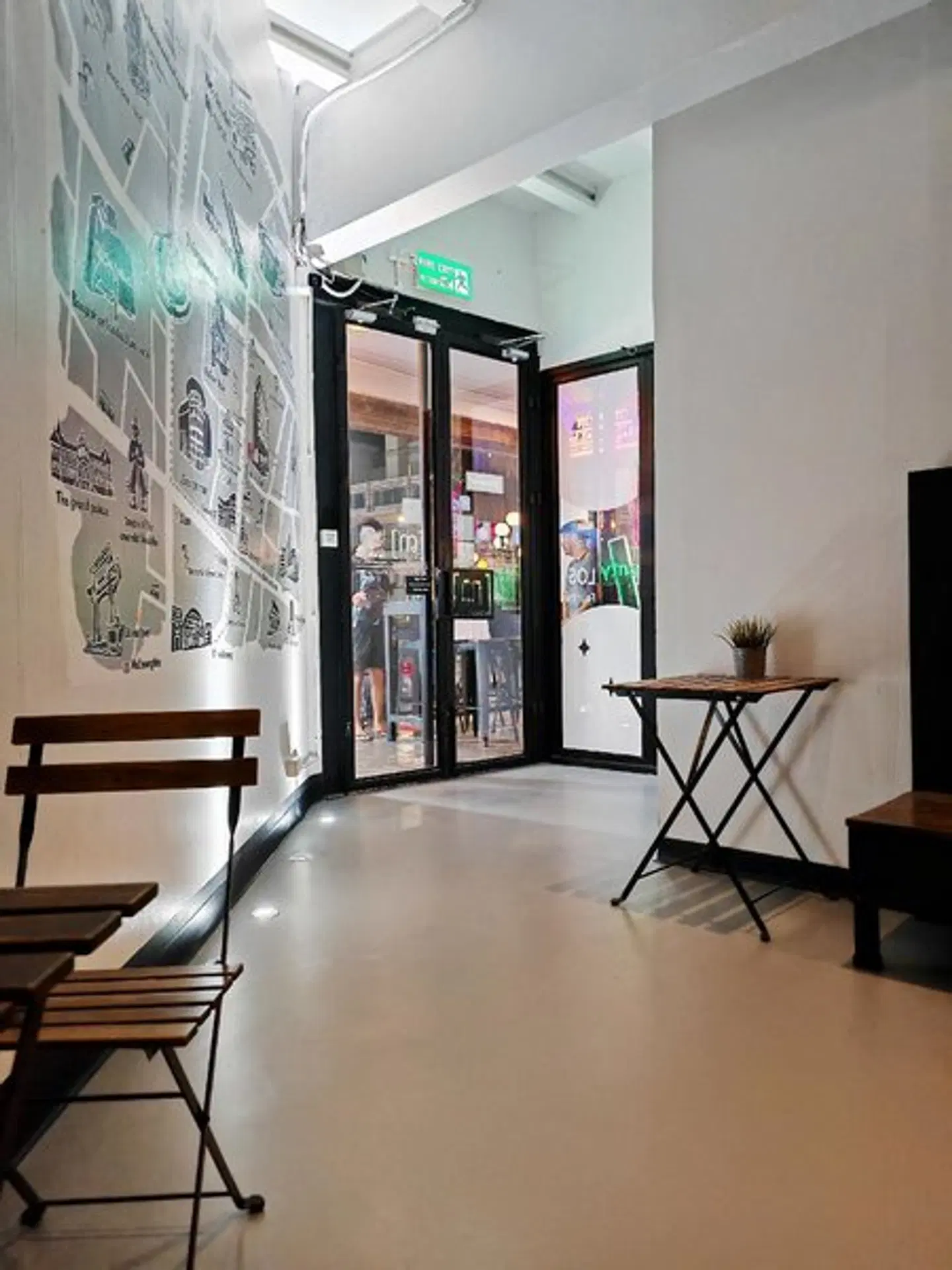 3Howw Hostel @ Sukhumvit 21 HEALTH_BEAUTY
